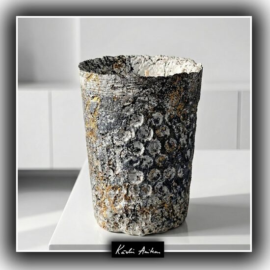 Svece no kolekcijas "Nospiedumi"